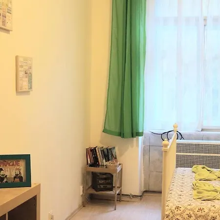 Apartment Fun + Easy In The Center Of Prague! Prague