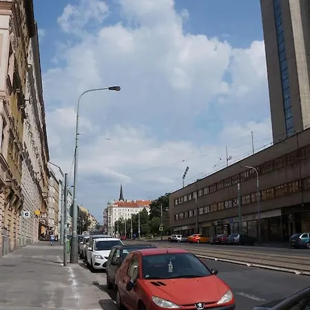 Fun + Easy In The Center Of Prague! *