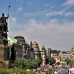 Fun + Easy In The Center Of Prague! Апартаменты